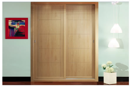 Frentes de armario de madera con puerta deslizante