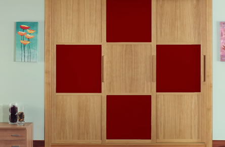 Frentes de armario de madera con puerta deslizante